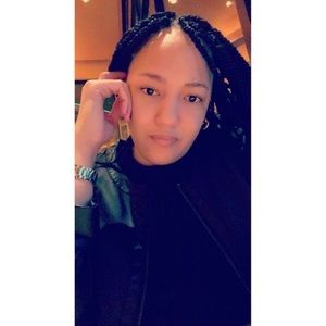 Meet your Posher, Sharaine